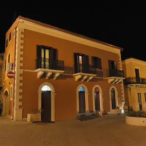 bb-al-teatro.sicilyhotelsitaly.net/